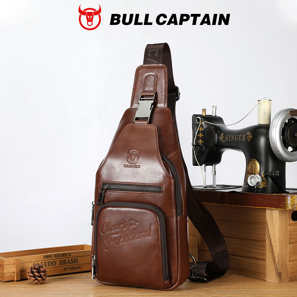 Mens Fashion Blog - Bolso de Pecho de Cuero Genuino